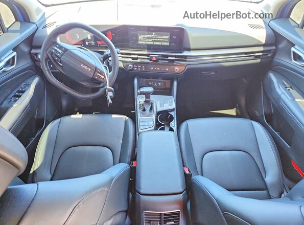 5XYK33DF6TG384249 2026 KIA SPORTAGE Blue Dashboard view