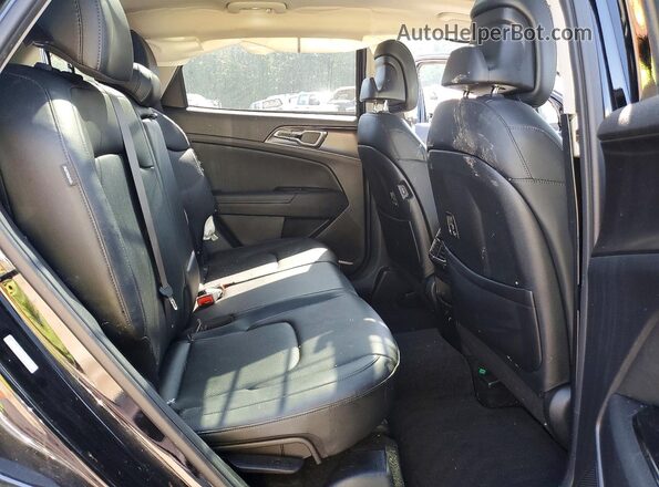 5XYK33DF9SG248017 2025 KIA SPORTAGE Black Սալոնի հետևի տեսք
