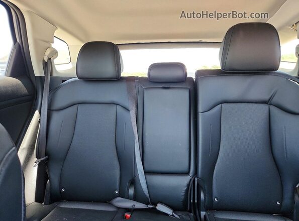 5XYK3CDF4SG290742 2025 KIA SPORTAGE Silver Հետևի նստատեղերի տեսք