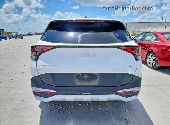 5XYK3CDF9RG175953 2024 KIA SPORTAGE White Rear view