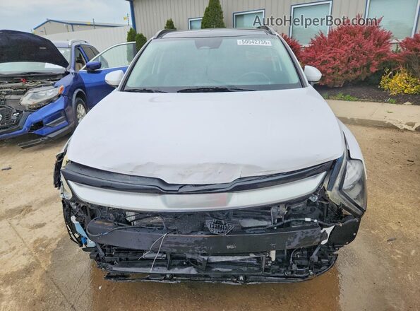 5XYK43AF0PG115171 2023 KIA SPORTAGE Белый Вид спереди