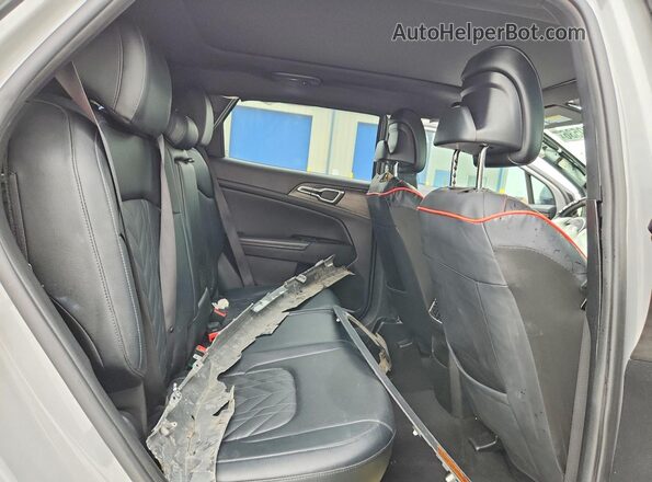 5XYK6CAF0PG048694 2023 KIA SPORTAGE Charcoal Вид задніх сидінь
