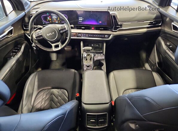 5XYK6CAF2PG114050 2023 KIA SPORTAGE Зеленый Вид панели приборов