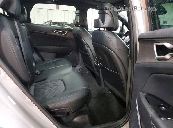 5XYK6CAF3PG100013 2023 KIA SPORTAGE Серый Вид задней части салона
