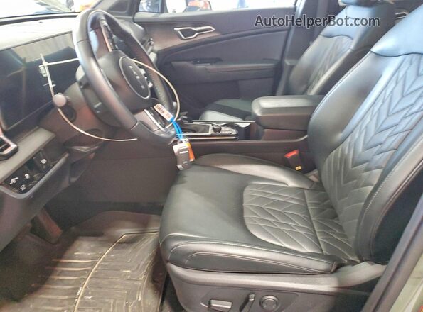 5XYK6CDF1RG167255 2024 KIA SPORTAGE Green წინა სალონის ხედი