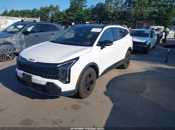 5XYK6CDF3TG335906 2026 KIA SPORTAGE White წინა მარცხენა ხედი სამი მეოთხედიდან