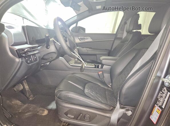 5XYK6CDF3TG400544 2026 KIA SPORTAGE Charcoal წინა სალონის ხედი