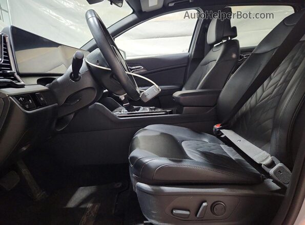 5XYK6CDF6RG201450 2024 KIA SPORTAGE Silver Սալոնի դիմացի տեսք