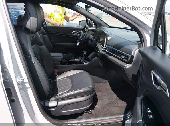 5XYK6CDF8RG226575 2024 KIA SPORTAGE Gray Front interior view