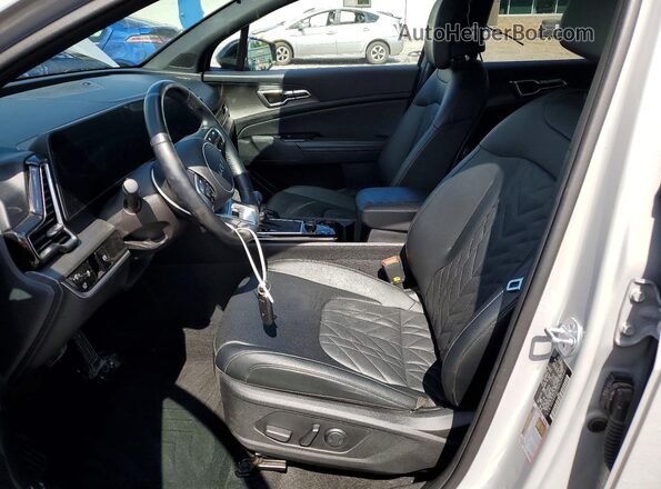 5XYK6CDF9RG149182 2024 KIA SPORTAGE Gray Widok wnętrza z przodu