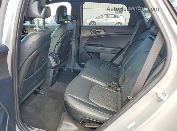 5XYK6CDF9RG149182 2024 KIA SPORTAGE Gray Widok wnętrza z tyłu