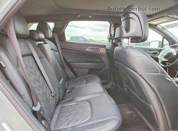 5XYK6CDF9RG156701 2024 KIA SPORTAGE Gray უკანა სალონის ხედი