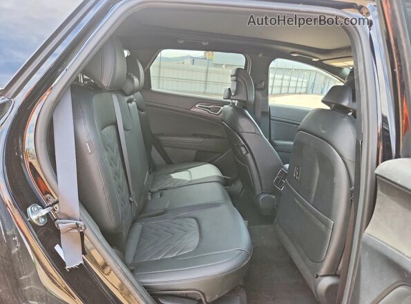 5XYK6CDFXRG233995 2024 KIA SPORTAGE Black Հետևի նստատեղերի տեսք