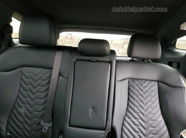 5XYK7CDF8TG332142 2026 KIA SPORTAGE Gray Вид задніх сидінь