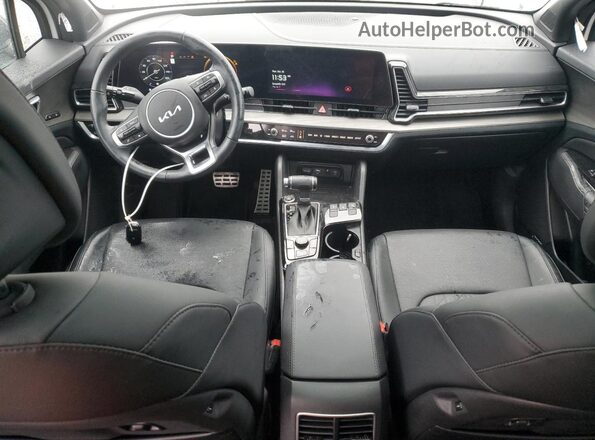 5XYK7CDFXSG324896 2025 KIA SPORTAGE Белый Вид панели приборов