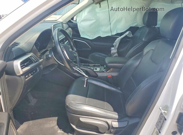5XYP24HC2MG127752 2021 KIA TELLURIDE Белый Вид салона спереди