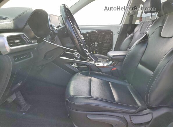 5XYP2DHC9LG079021 2020 KIA TELLURIDE White Front interior view