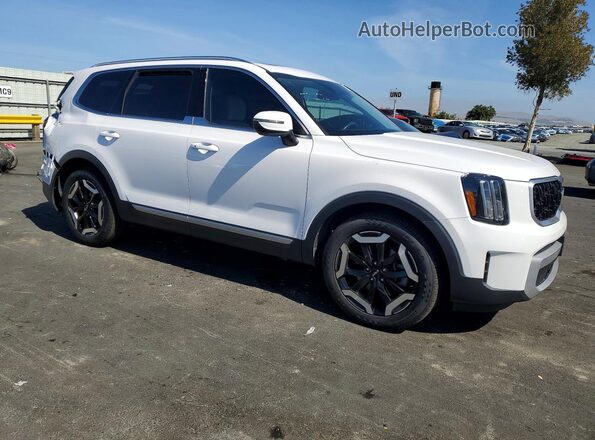 5XYP34GC4RG413432 2024 KIA TELLURIDE Белый Передняя правая четверть