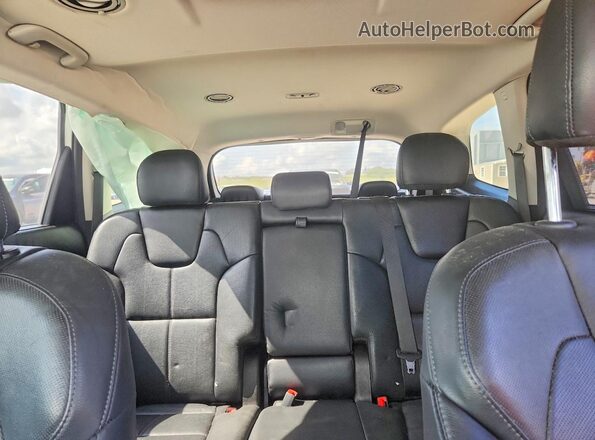 5XYP34HC2LG018252 2020 KIA TELLURIDE White უკანა სავარძლების ხედი
