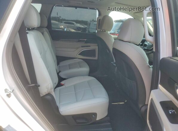 5XYP34HC6NG270749 2022 KIA TELLURIDE Белый Вид задней части салона