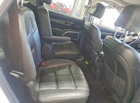 5XYP34HC7NG205893 2022 KIA TELLURIDE White Rear interior view