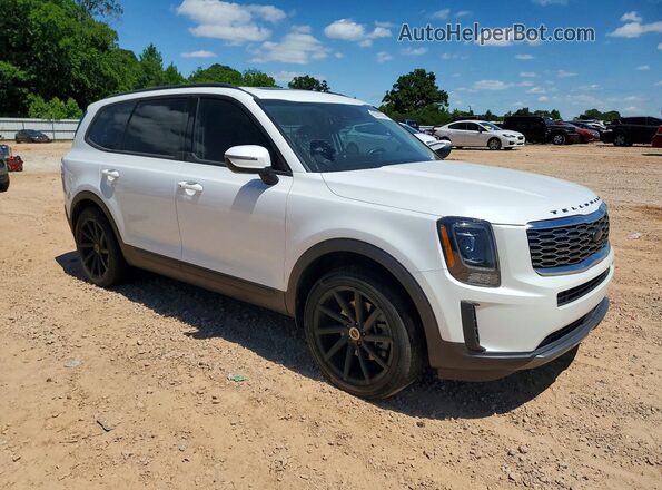 5XYP34HC9LG060918 2020 KIA TELLURIDE White Front right