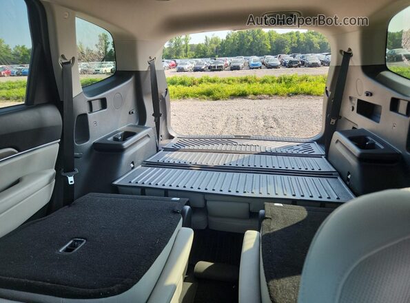 5XYP34HC9NG283530 2022 KIA TELLURIDE Gray Vista de los asientos traseros