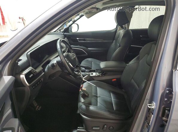 5XYP3DGC8PG388032 2023 KIA TELLURIDE Gray წინა სალონის ხედი