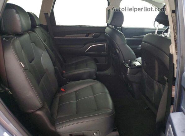 5XYP3DGC8PG388032 2023 KIA TELLURIDE Gray უკანა სალონის ხედი