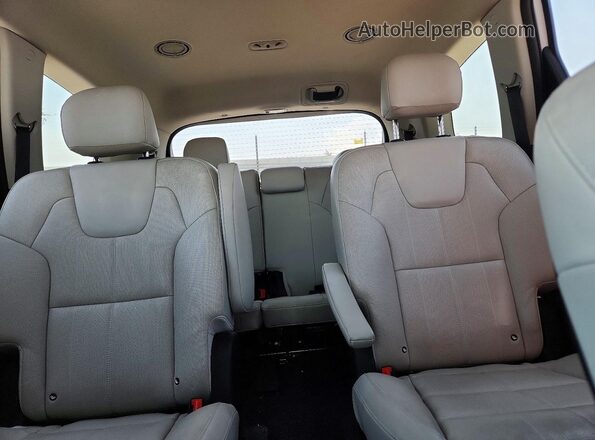 5XYP3DHC6NG217663 2022 KIA TELLURIDE White უკანა სავარძლების ხედი
