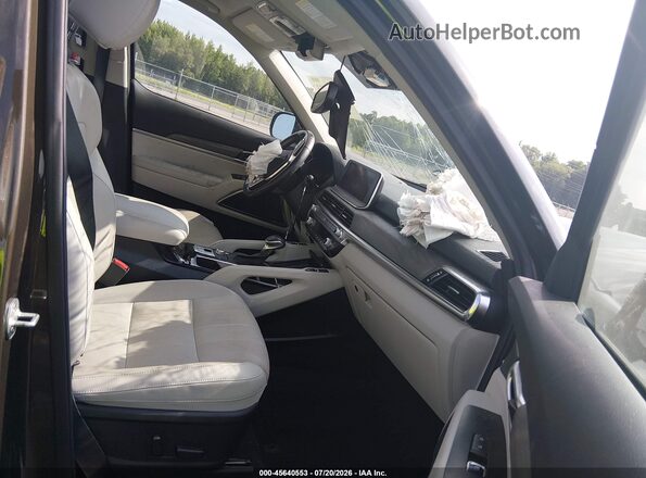 5XYP54HC6NG251516 2022 KIA TELLURIDE Brown Front interior view