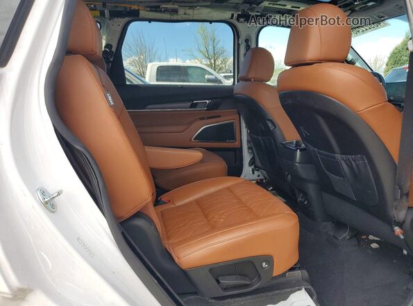 5XYP5DGC6RG533078 2024 KIA TELLURIDE White Widok wnętrza z tyłu