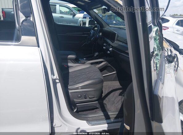 5XYP5DGC8RG535026 2024 KIA TELLURIDE Серый Вид салона спереди