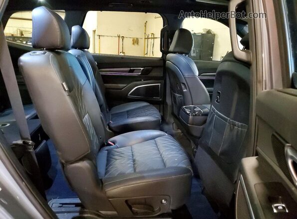 5XYP5DGC9RG413811 2024 KIA TELLURIDE Gray Rear interior view