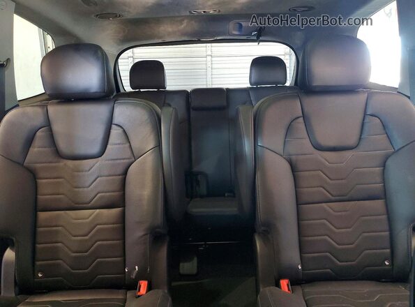 5XYP5DHC0MG137185 2021 KIA TELLURIDE Gray Vista de los asientos traseros