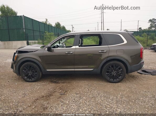 5XYP5DHC4LG002659 2020 KIA TELLURIDE Green Rear interior view