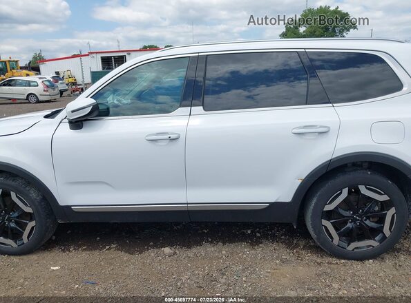 5XYP64GC1PG356157 2023 KIA TELLURIDE White Սալոնի 360 աստիճան տեսք