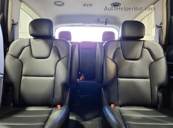 5XYP64GC6SG685526 2025 KIA TELLURIDE Silver Հետևի նստատեղերի տեսք