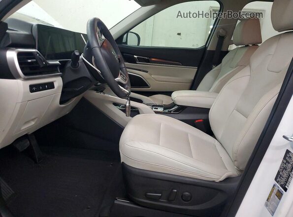 5XYP64GC8PG363798 2023 KIA TELLURIDE White Vista interior delantera