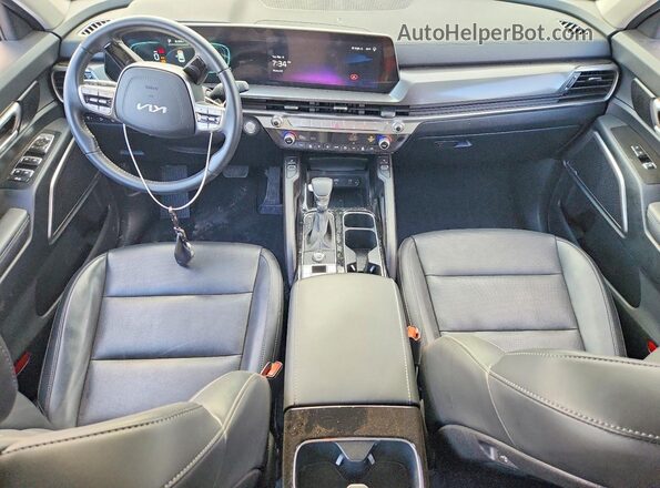 5XYP64GC8SG578980 2025 KIA TELLURIDE Черный Вид панели приборов