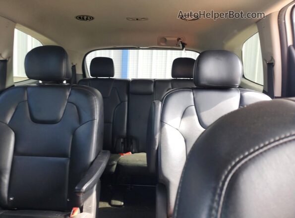 5XYP64HC0LG095564 2020 KIA TELLURIDE White Vista de los asientos traseros