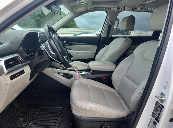 5XYP64HC2NG198150 2022 KIA TELLURIDE White Front interior view