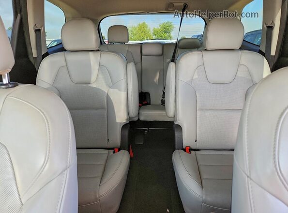 5XYP64HC9LG060957 2020 KIA TELLURIDE Gray Rear seats view
