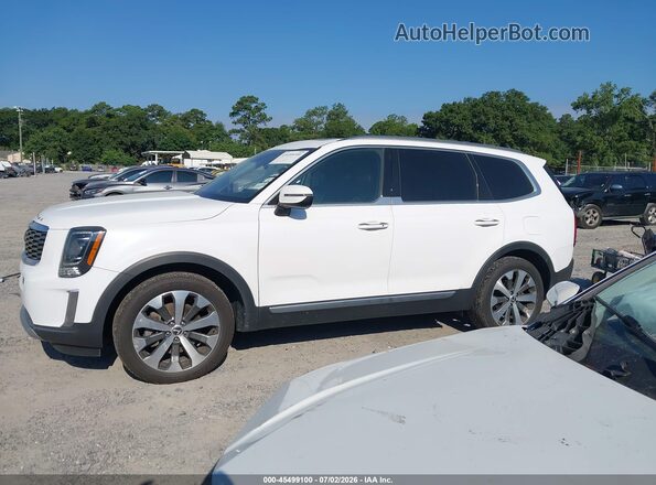 5XYP64HC9MG145024 2021 KIA TELLURIDE White 360 interior view
