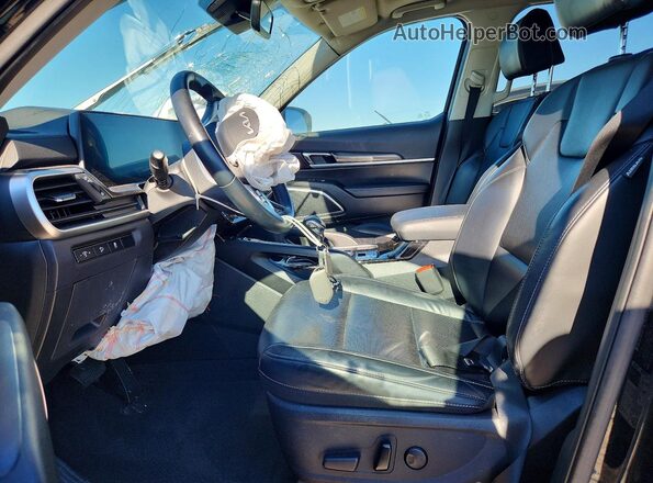 5XYP6DGC0PG393717 2023 KIA TELLURIDE Черный Вид салона спереди