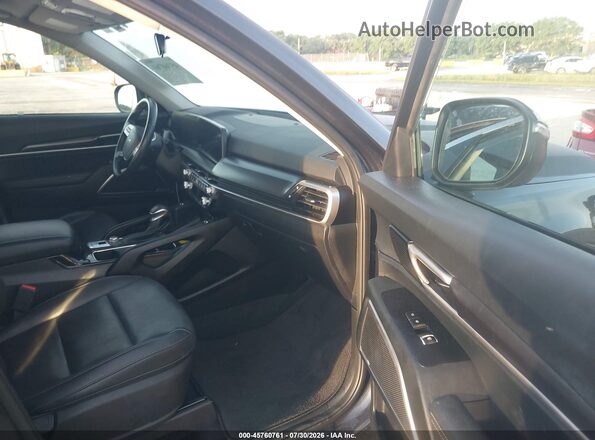 5XYP6DGC2SG588064 2025 KIA TELLURIDE Gray Front interior view