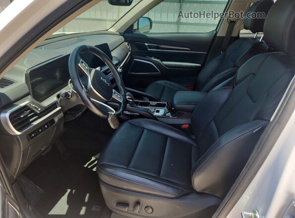 5XYP6DGC9RG484407 2024 KIA TELLURIDE White Front interior view