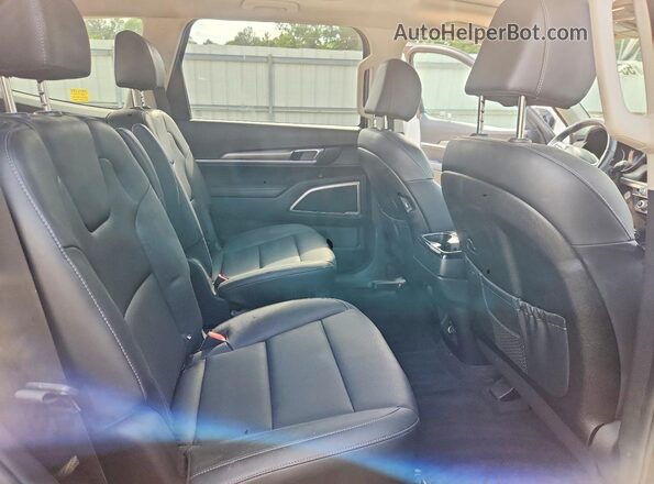 5XYP6DHC8NG314273 2022 KIA TELLURIDE Black Вид задньої частини салону