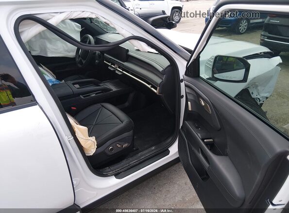 5XYPC5S13VG037098 2027 KIA TELLURIDE White Սալոնի դիմացի տեսք