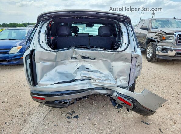 5XYPD5S13VG021092 2027 KIA TELLURIDE Silver Вид ззаду